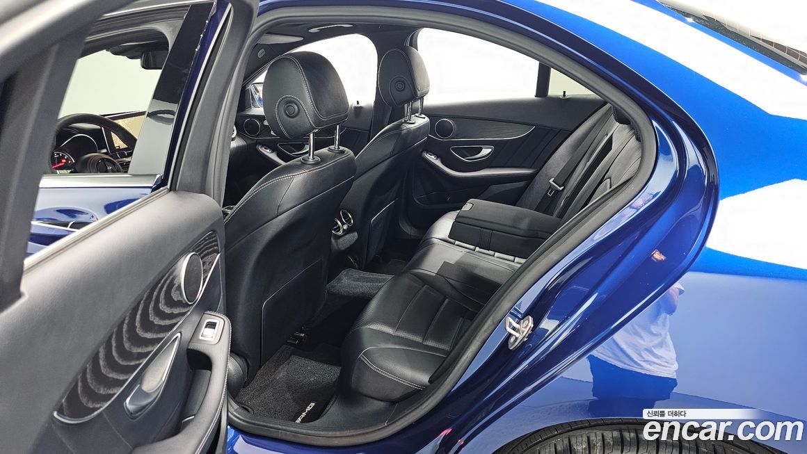 Mercedes-Benz C-Class 2018