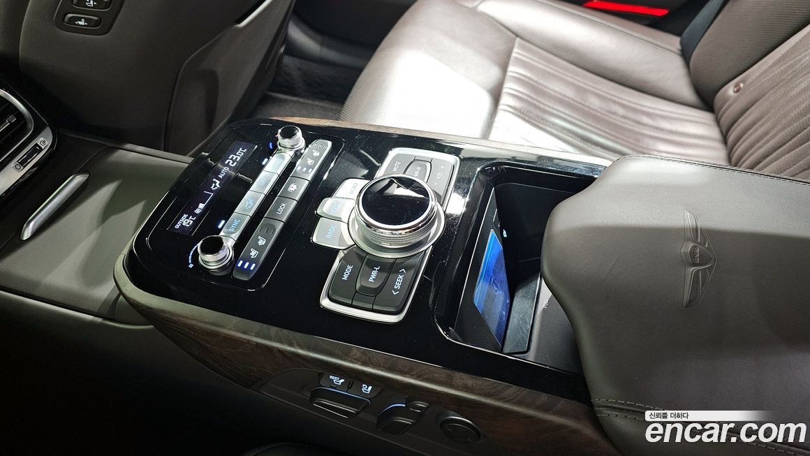 Genesis G90 2019