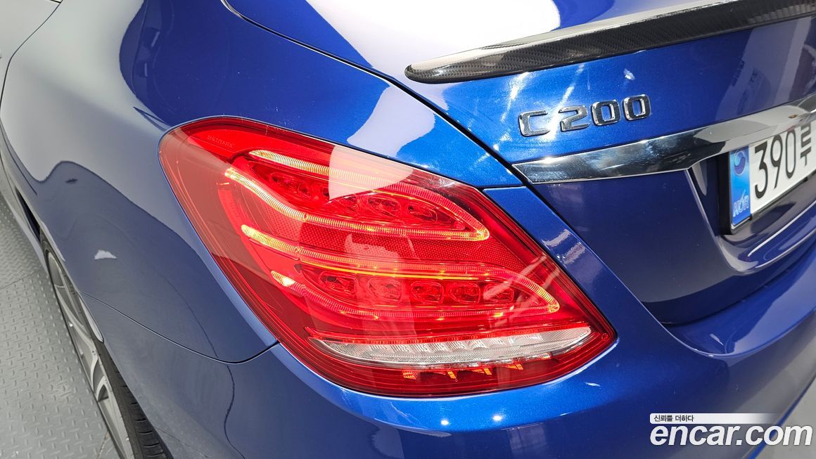 Mercedes-Benz C-Class 2018