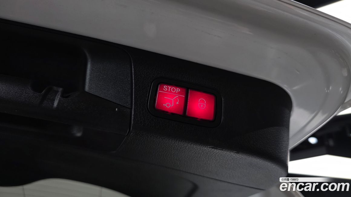 Mercedes-Benz GLB-Class 2020