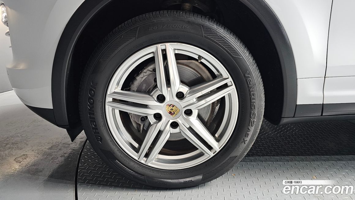 Porsche Cayenne 2014