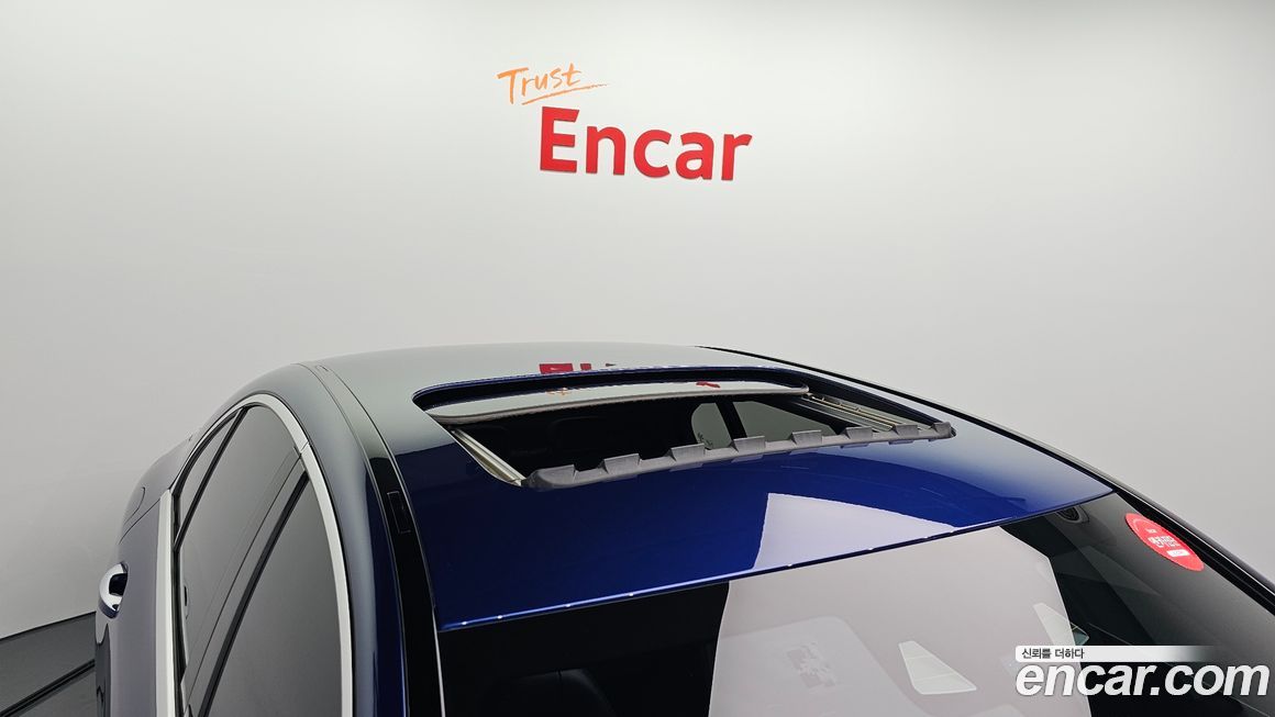 Mercedes-Benz C-Class 2018