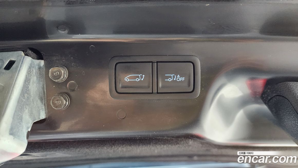 Hyundai Staria 2025
