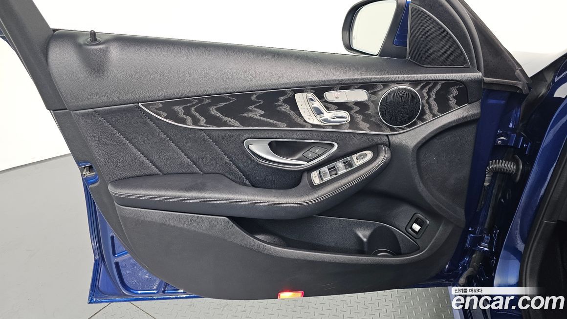 Mercedes-Benz C-Class 2018