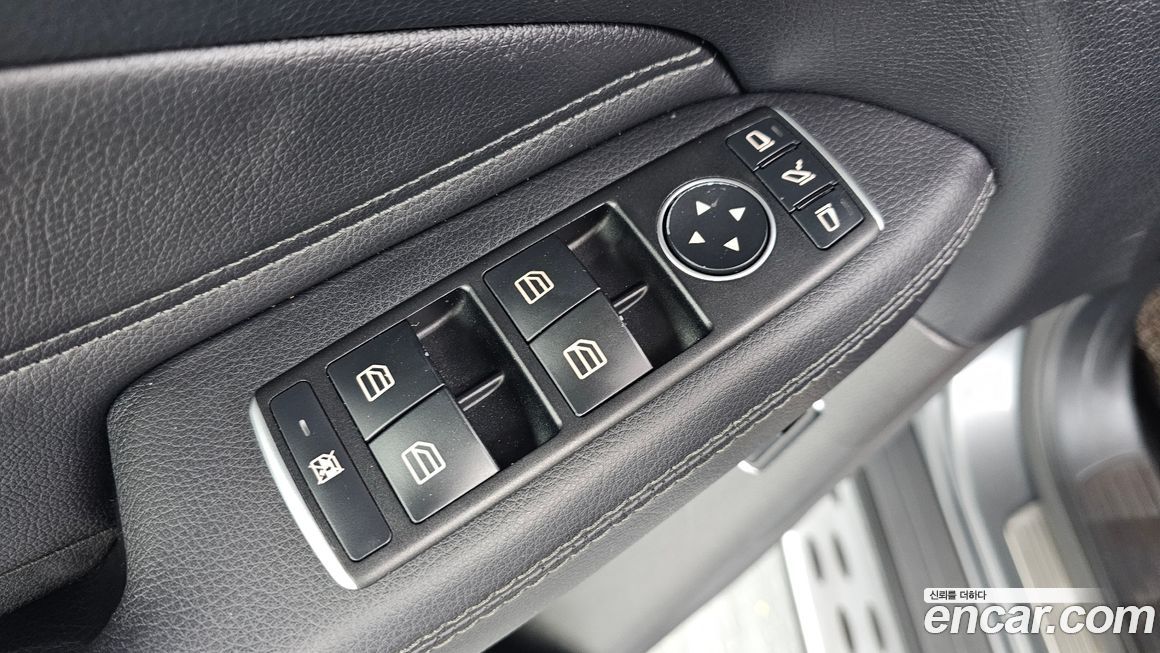 Mercedes-Benz GLE-Class 2017