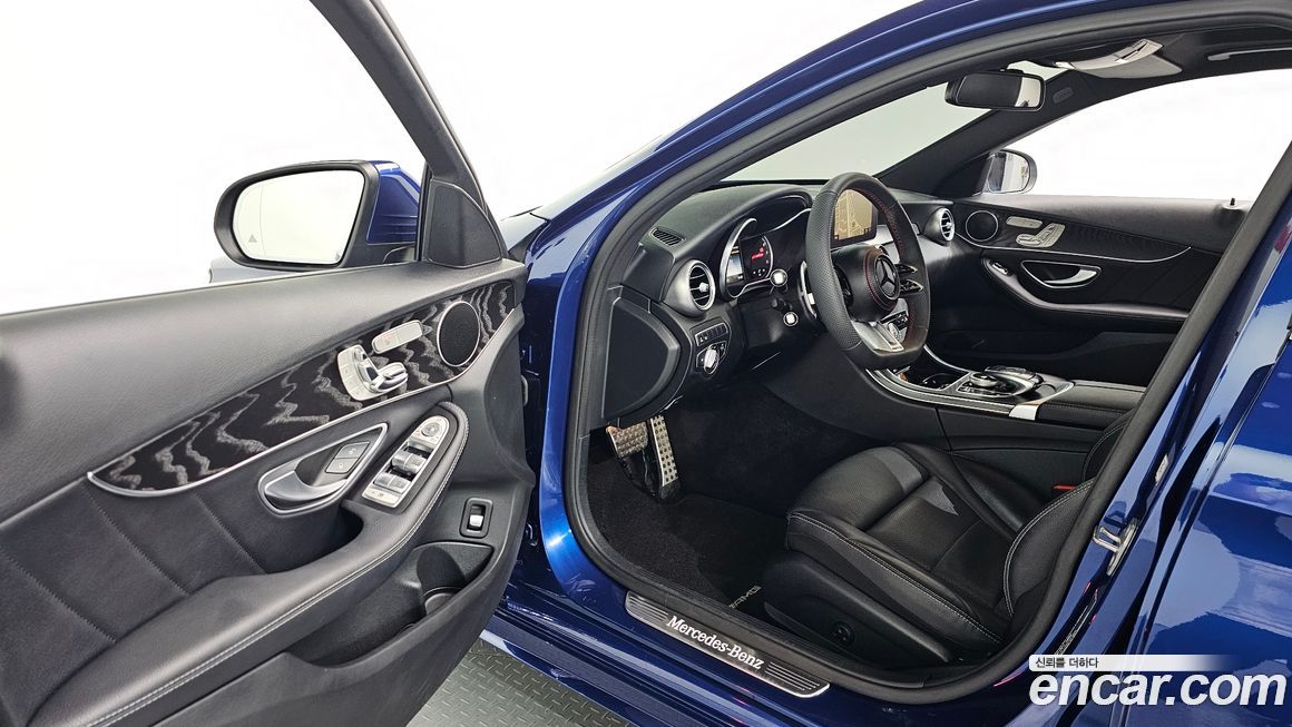 Mercedes-Benz C-Class 2018