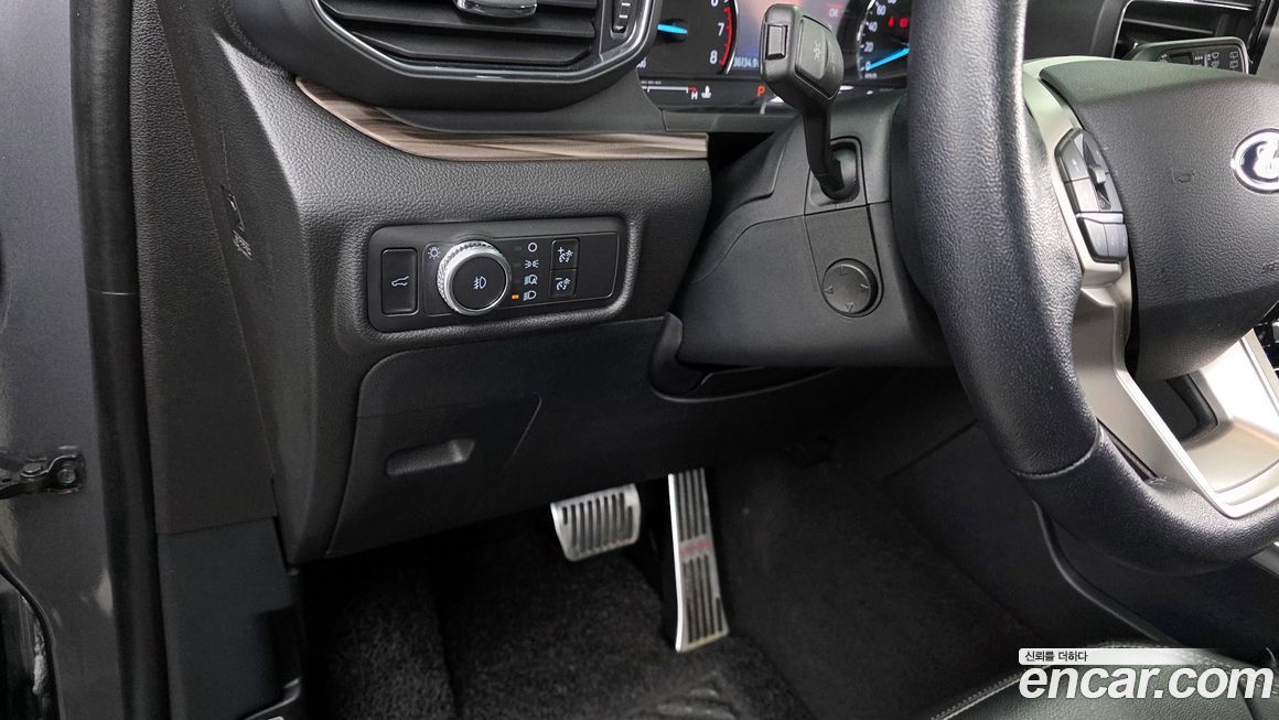 Ford Explorer 2021