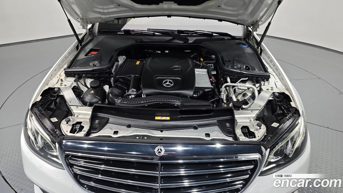 Mercedes-Benz E-Class 2019