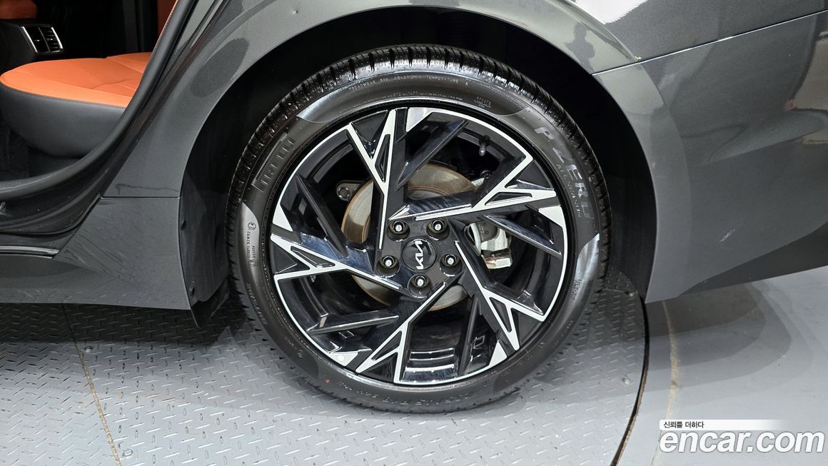 Kia K5 2025