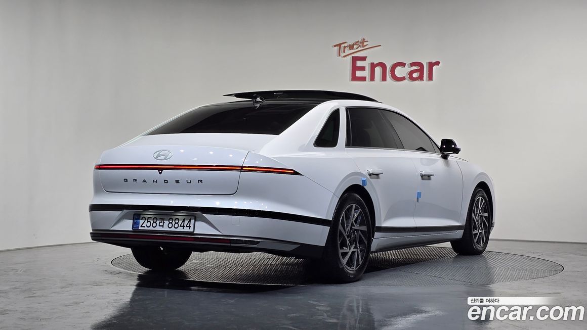 Hyundai Grandeur 2023