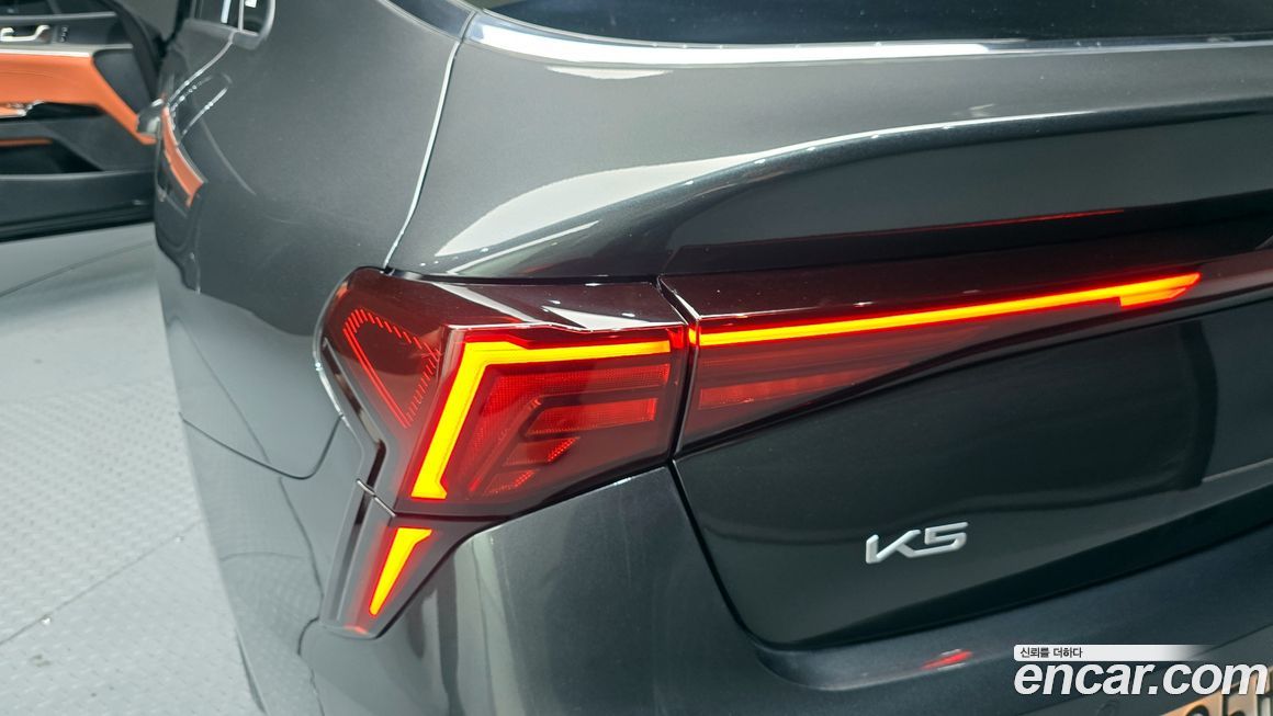 Kia K5 2025