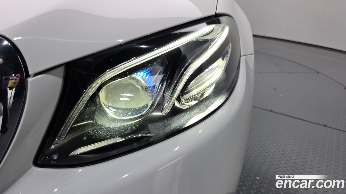 Mercedes-Benz E-Class 2019