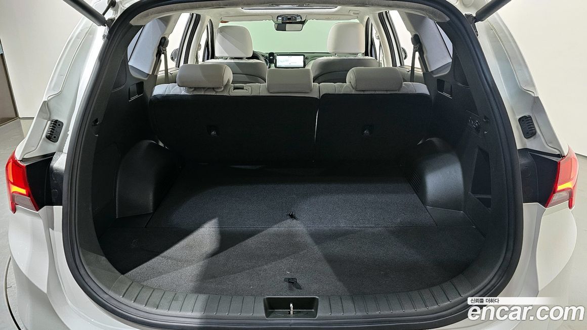 Hyundai Santafe 2023