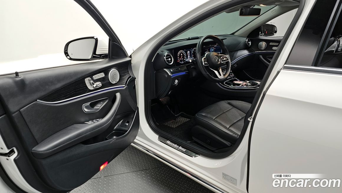 Mercedes-Benz E-Class 2020