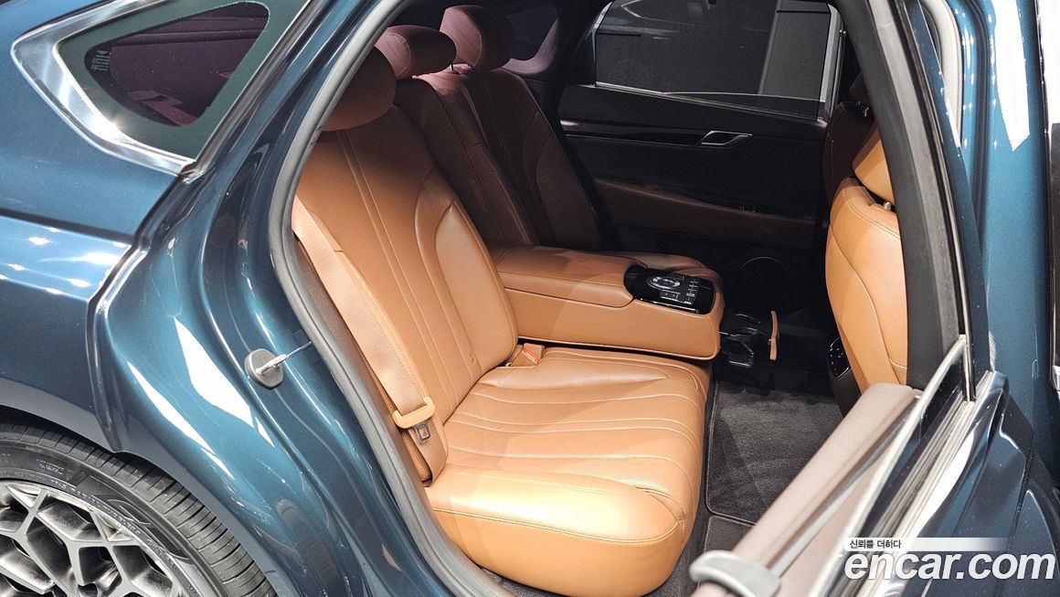 Genesis G80 2021