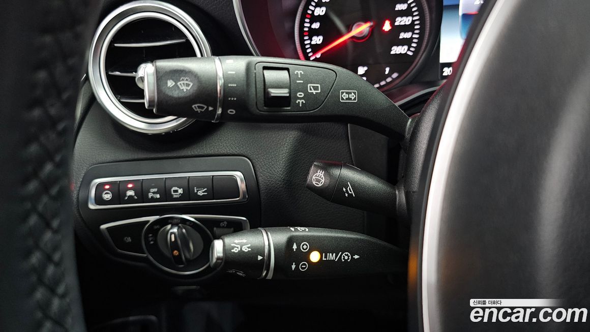 Mercedes-Benz GLC-Class 2018