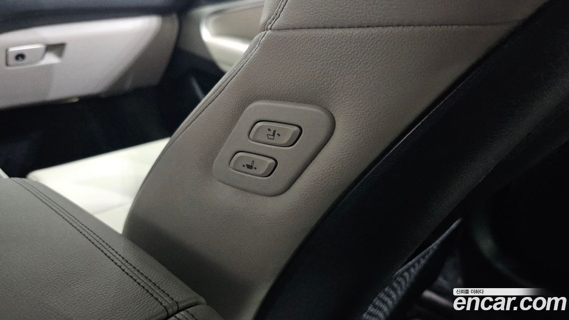 Genesis G70 2023
