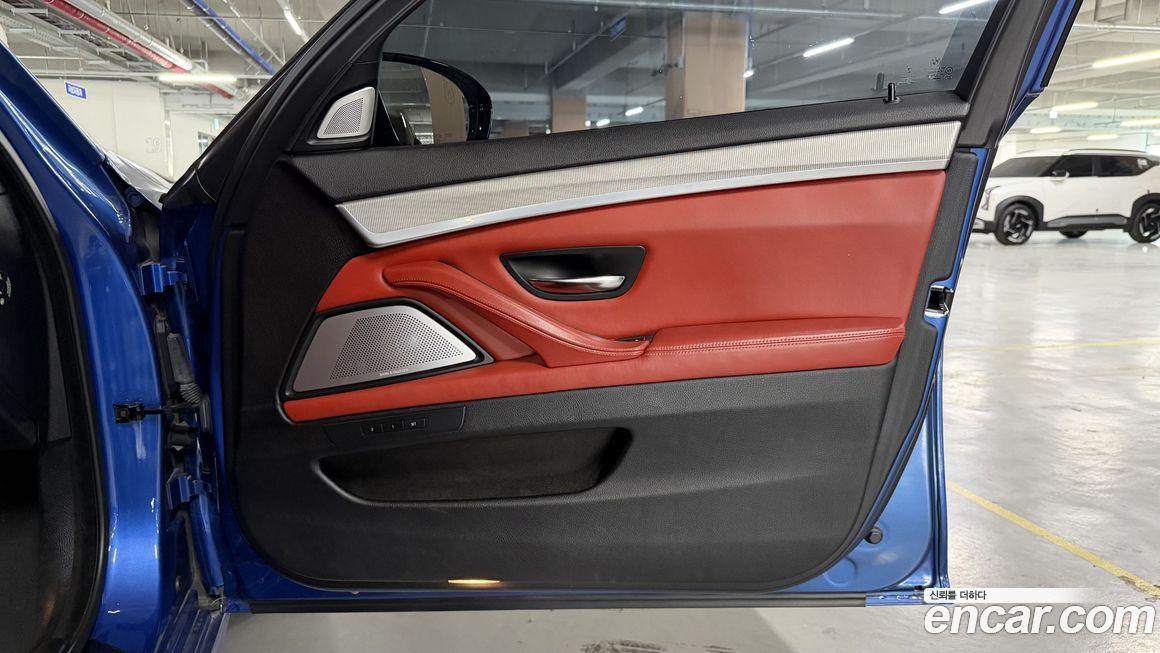 BMW M5 2015