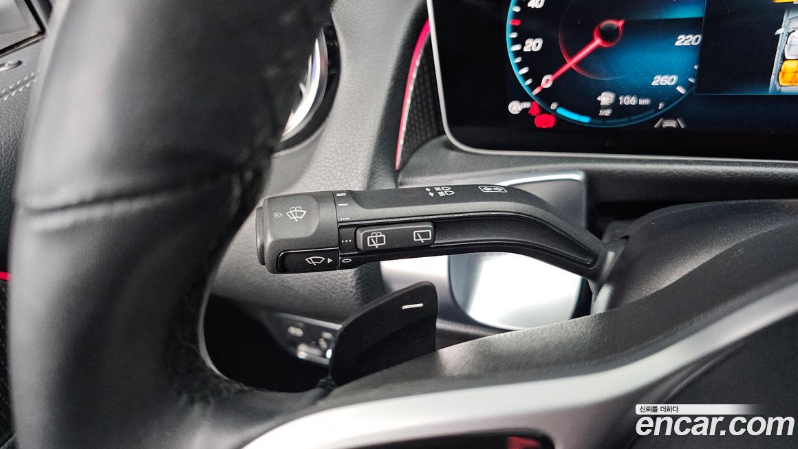 Mercedes-Benz GLB-Class 2020