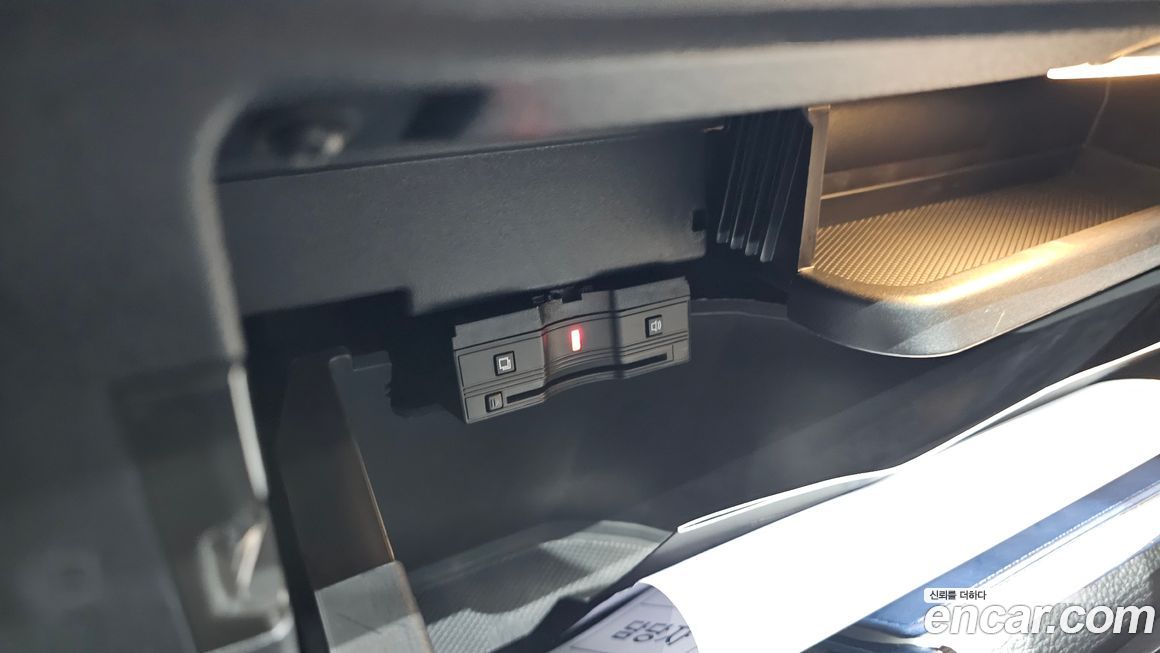 Mercedes-Benz GLB-Class 2020