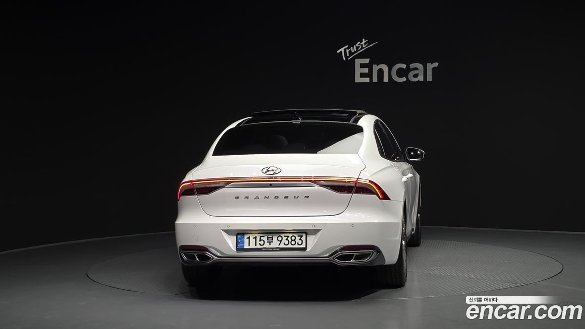 Hyundai Grandeur 2022