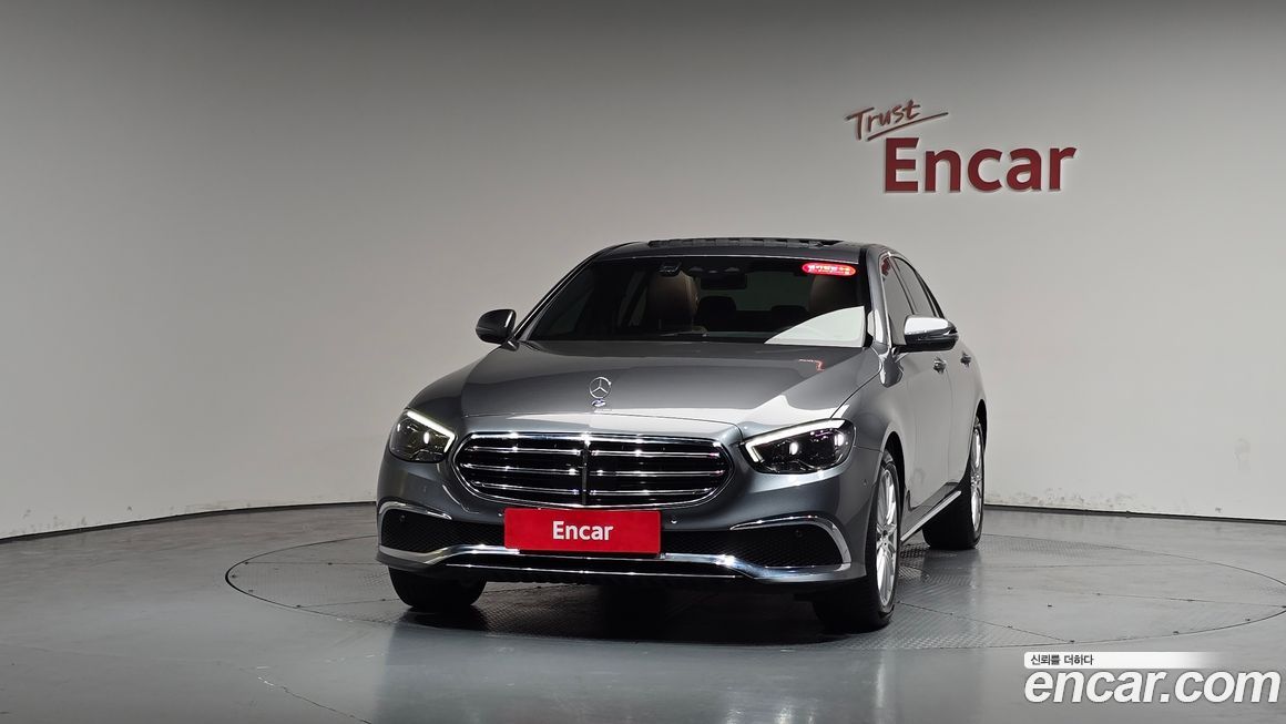 Mercedes-Benz E-Class 2021