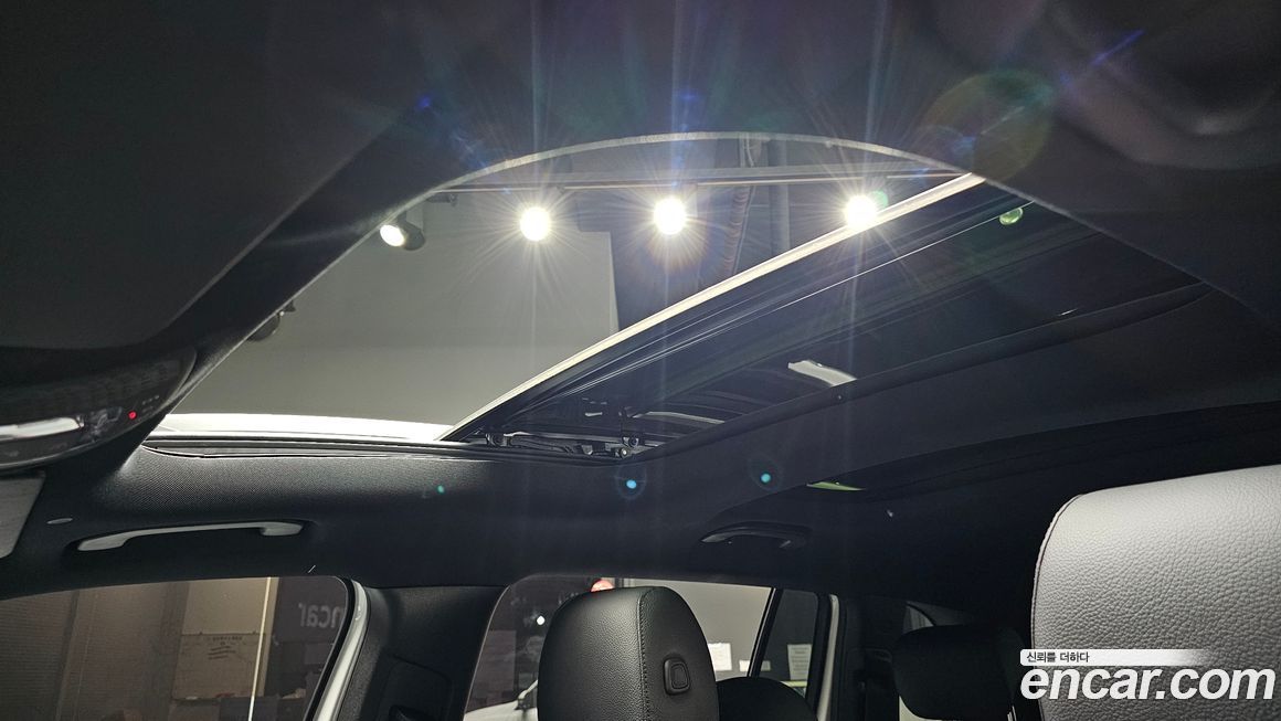 Mercedes-Benz GLB-Class 2020