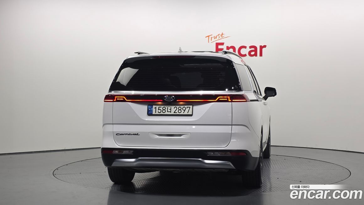 Kia Canival 2021