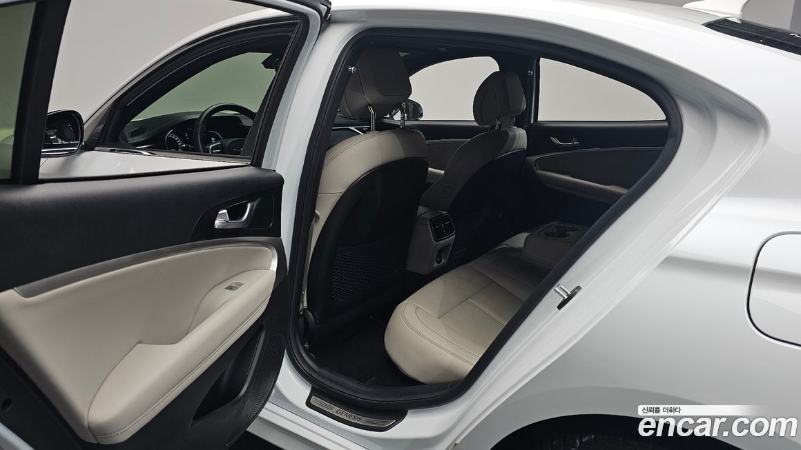 Genesis G70 2023