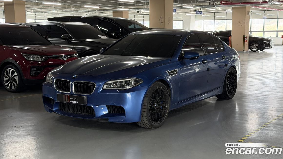 BMW M5 2015