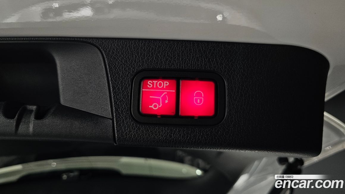 Mercedes-Benz GLB-Class 2020