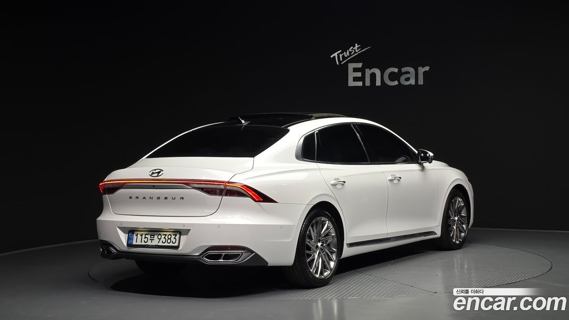 Hyundai Grandeur 2022