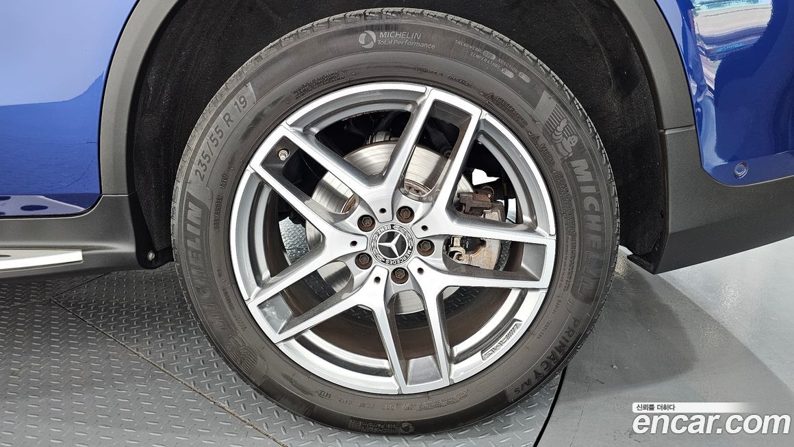 Mercedes-Benz GLC-Class 2018