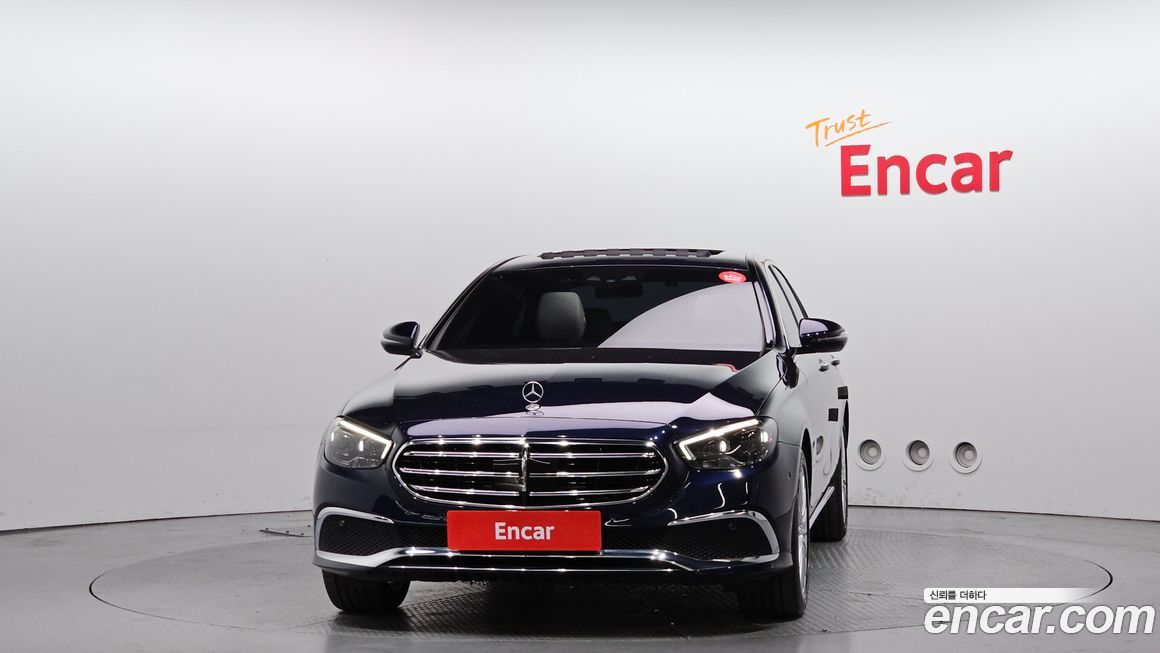 Mercedes-Benz E-Class 2021