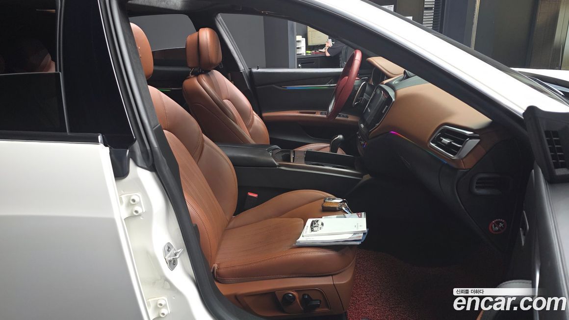 Maserati Ghibli 2017