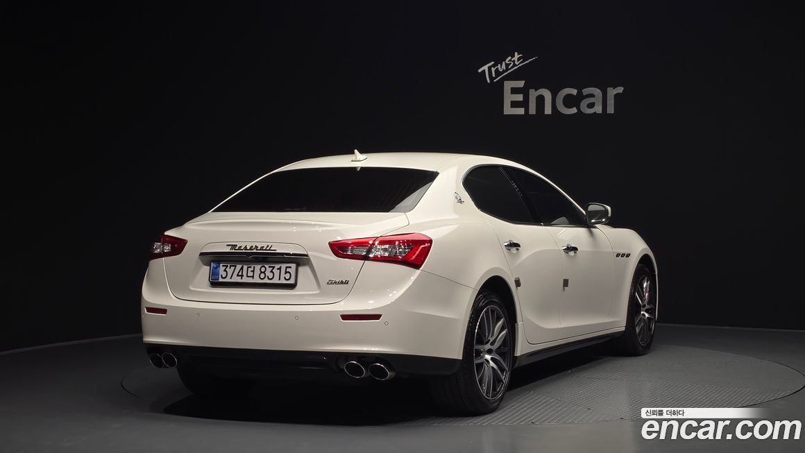 Maserati Ghibli 2017