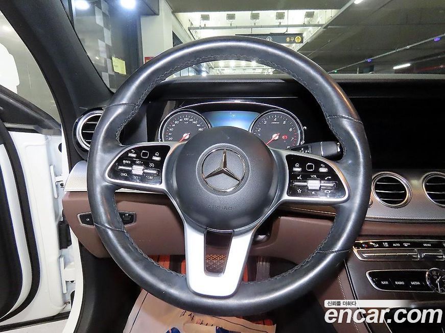 Mercedes-Benz E-Class 2020