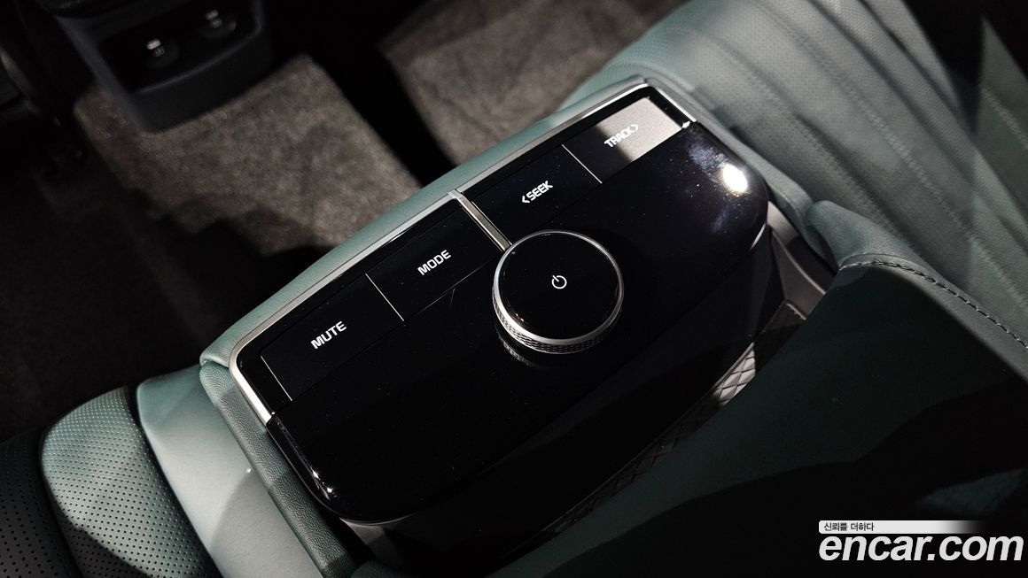 Kia K8 2023