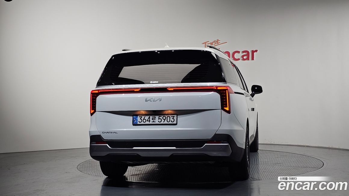 Kia Canival 2025