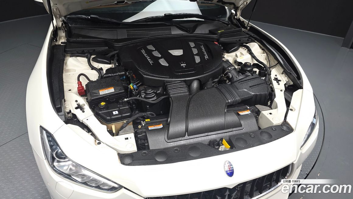 Maserati Ghibli 2017