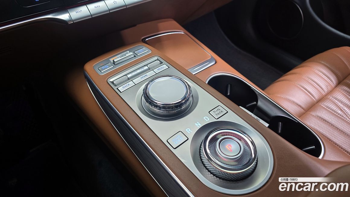 Genesis GV70 2021