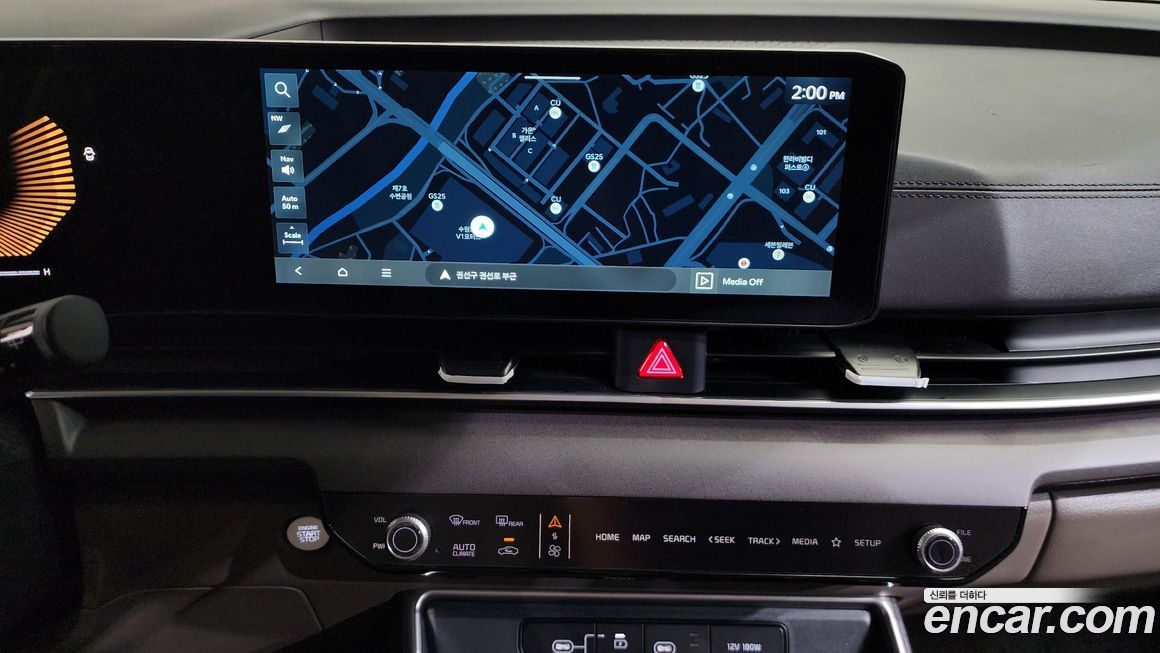 Kia Canival 2025