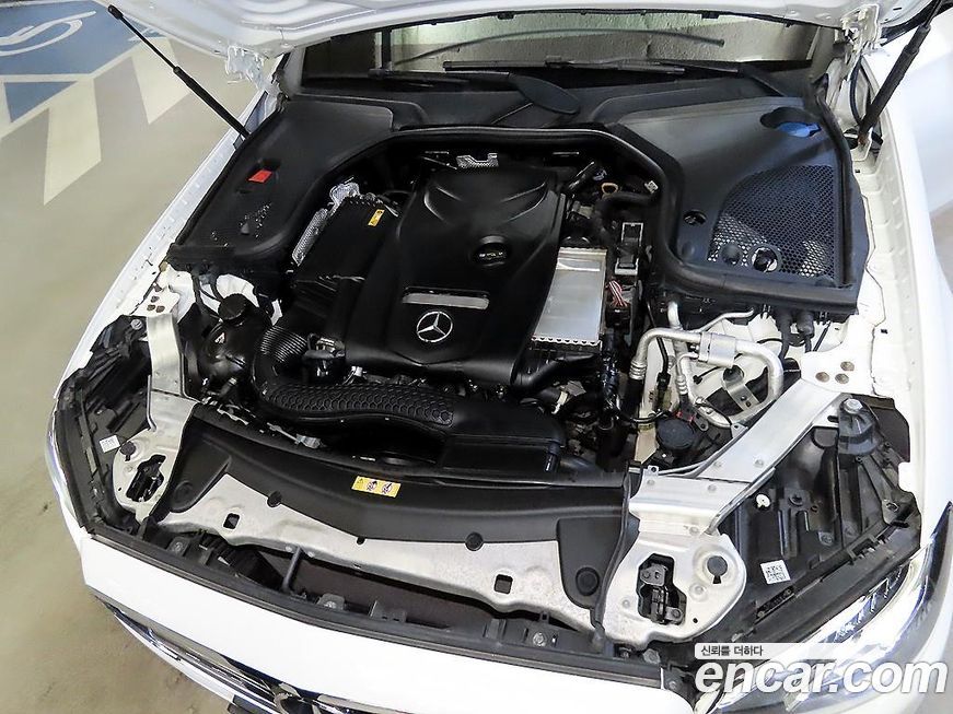 Mercedes-Benz E-Class 2020