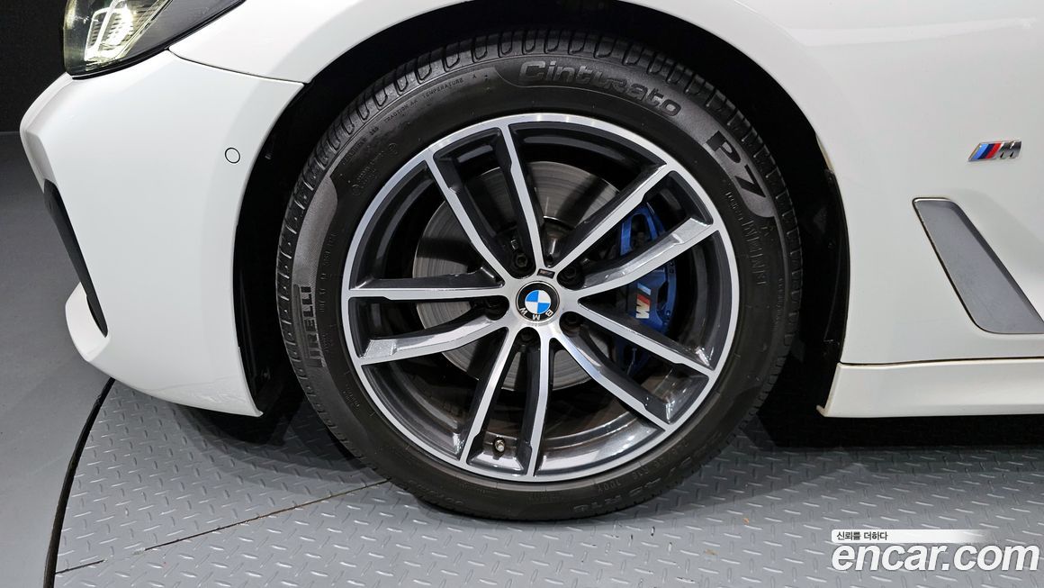 BMW 5-Series 2021