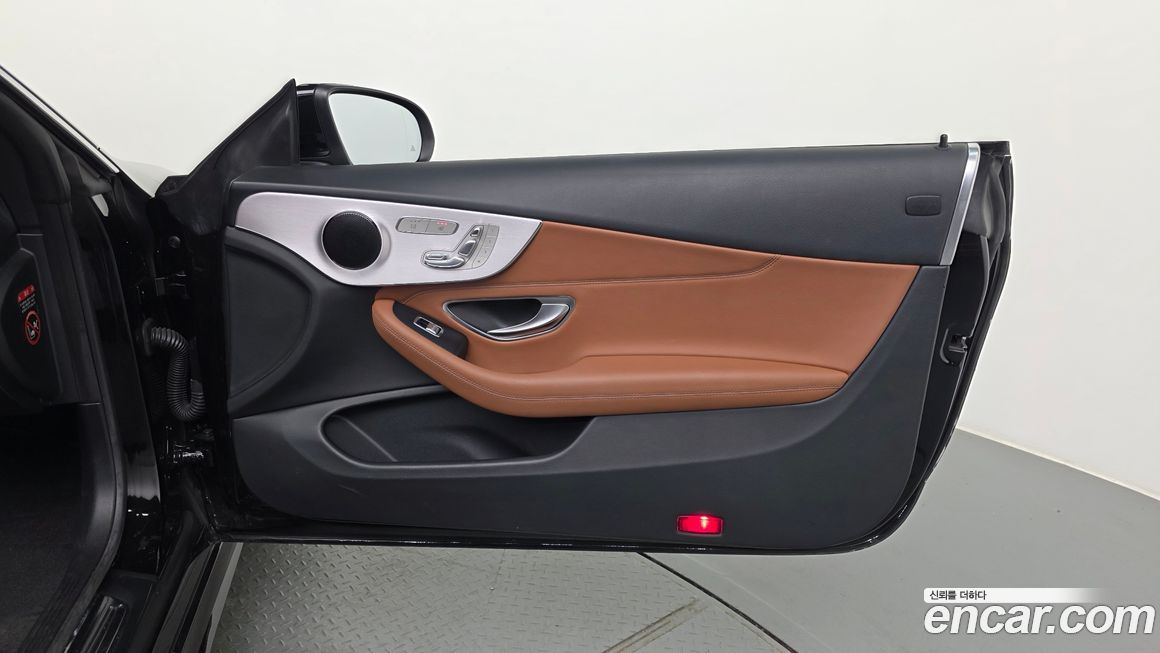 Mercedes-Benz C-Class 2020