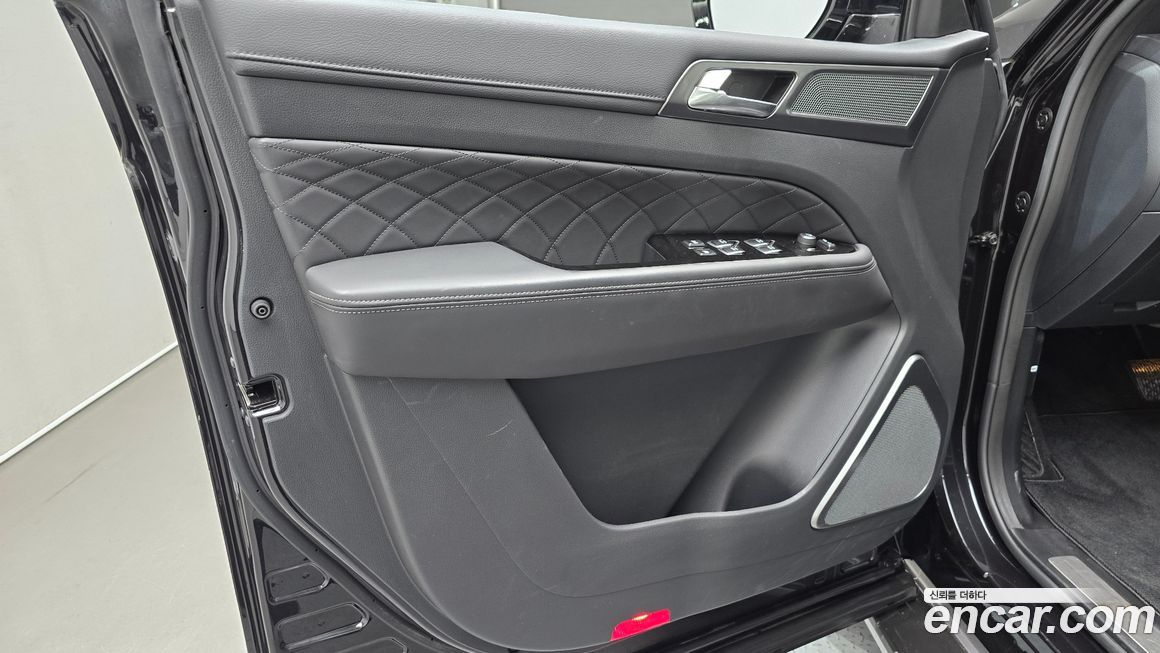 KG_Mobility_Ssangyong Rexton 2024