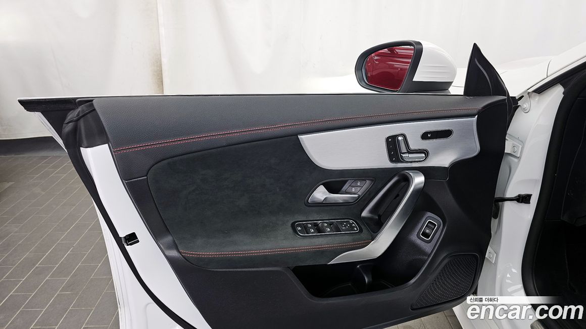 Mercedes-Benz CLA-Class 2022