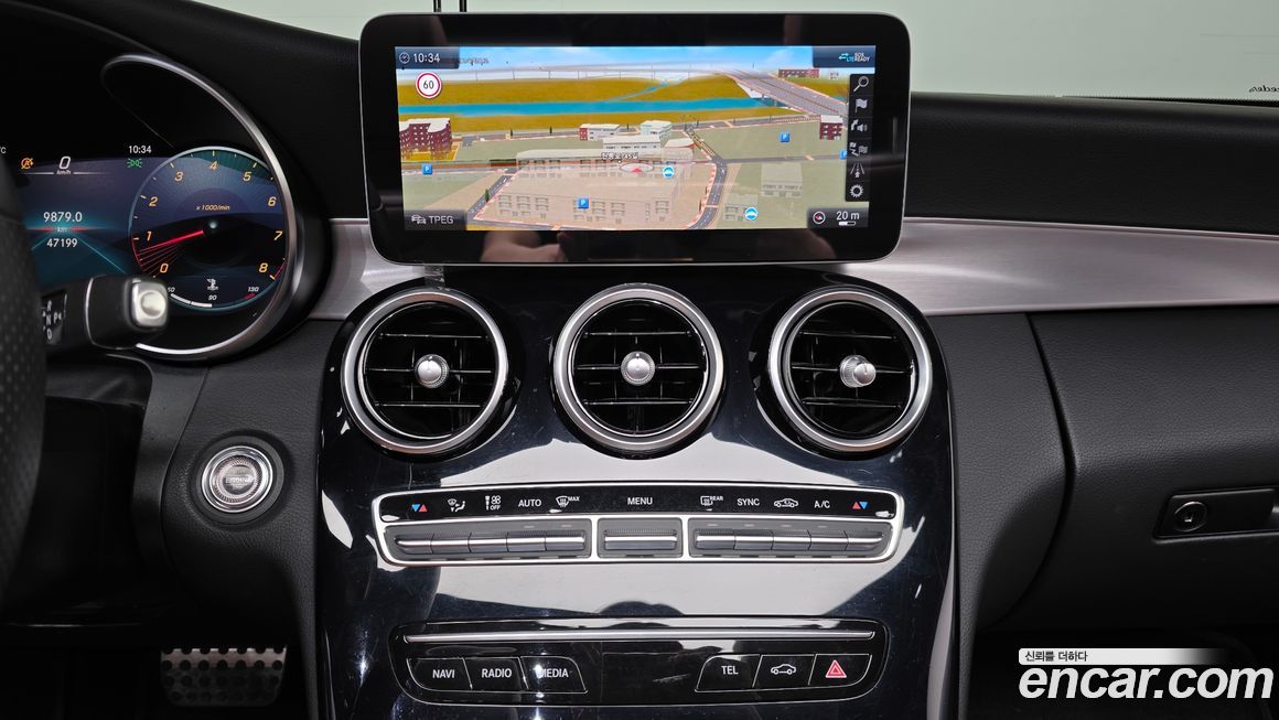 Mercedes-Benz C-Class 2020