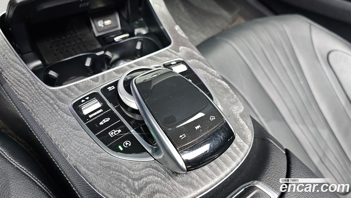 Mercedes-Benz CLS-Class 2019