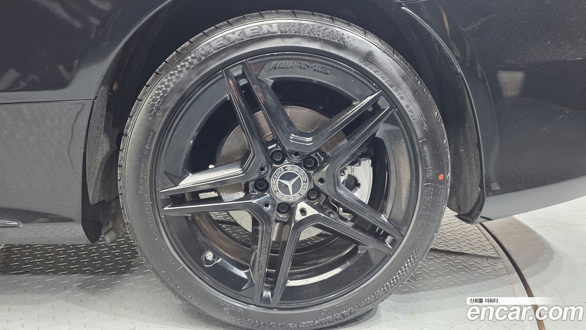 Mercedes-Benz C-Class 2020